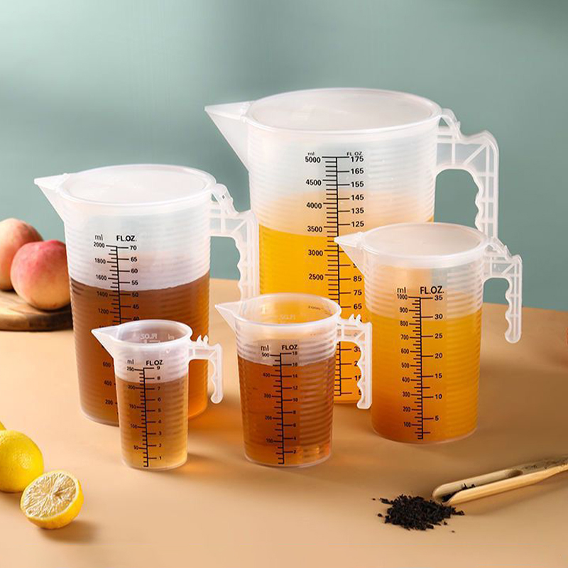 100-5000ml Plastic Measuring C - Kitchen Baking Containers recension och pris