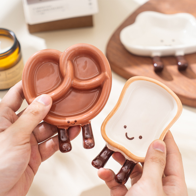 1PC Cute Mini Cartoon Bread Ce - Kitchen Baking Dishes recension och pris