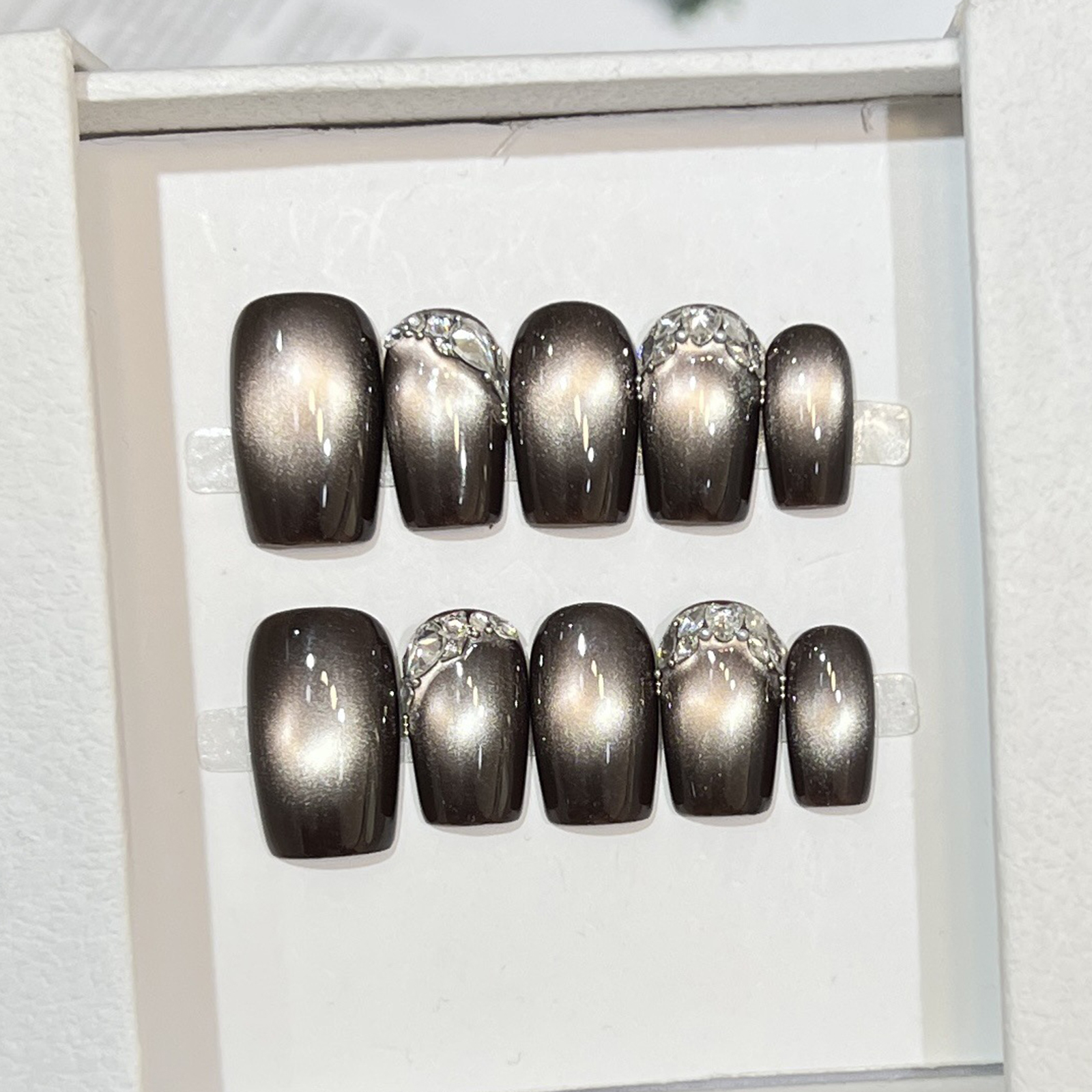 10pcs Black Cat Eyes Press on  - Decorating Tip Set recension och pris